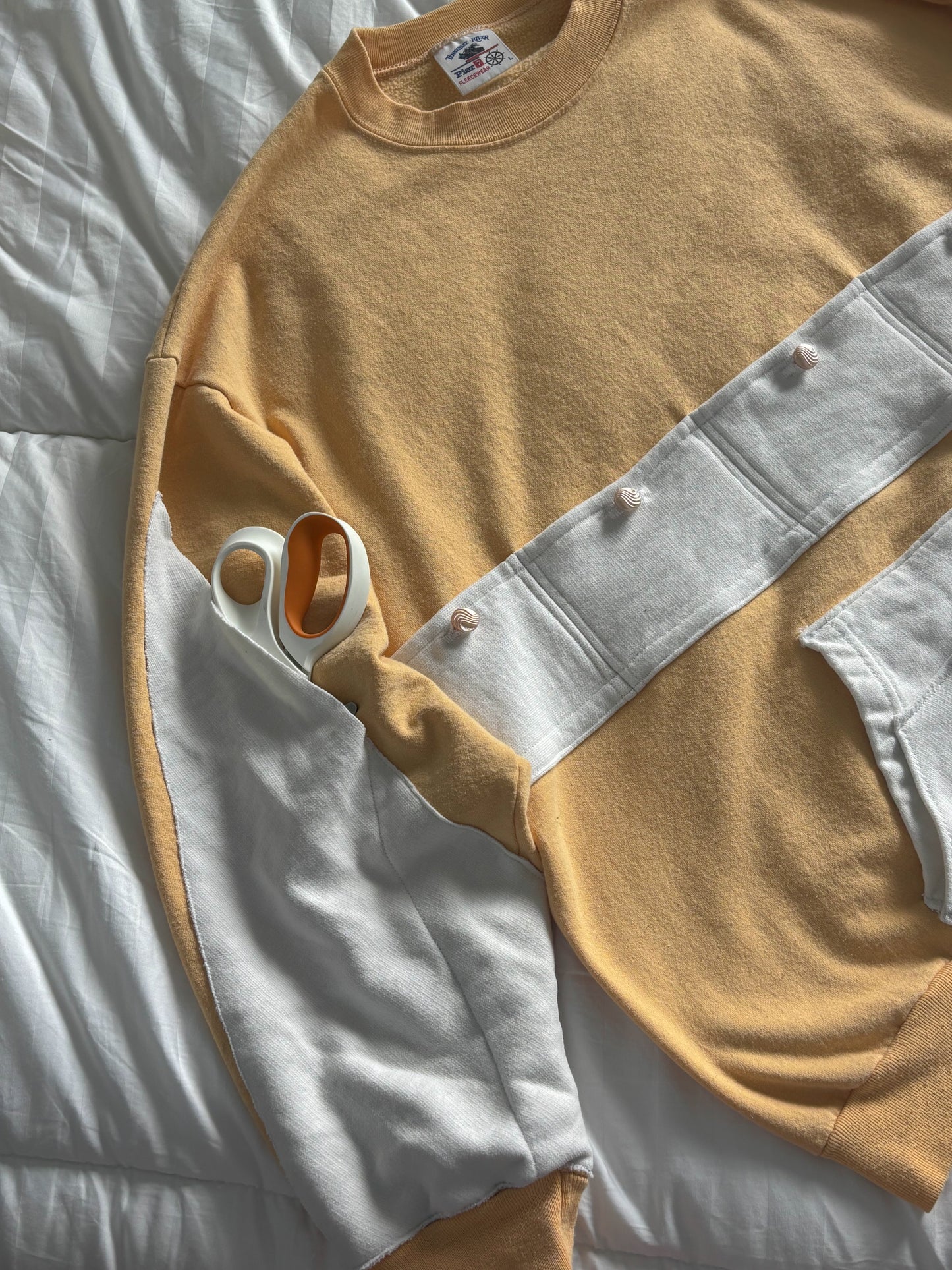 Golden hour crewneck